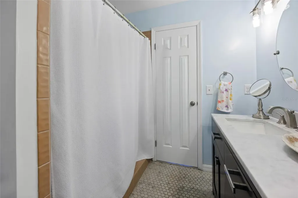 4517 SE 2nd Place Ocala FL 34471