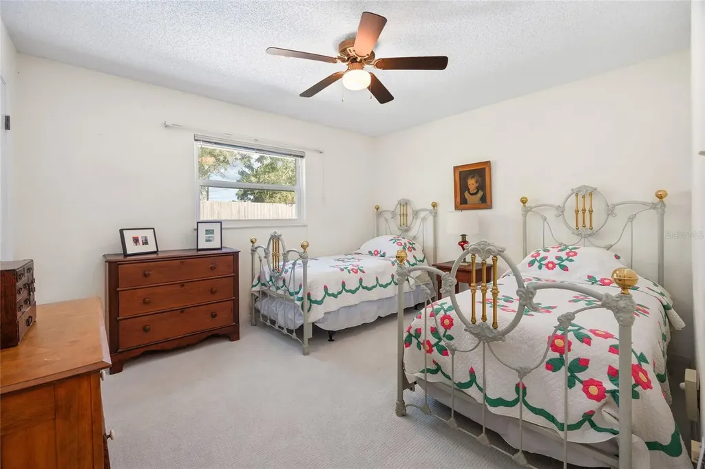 4517 SE 2nd Place Ocala FL 34471