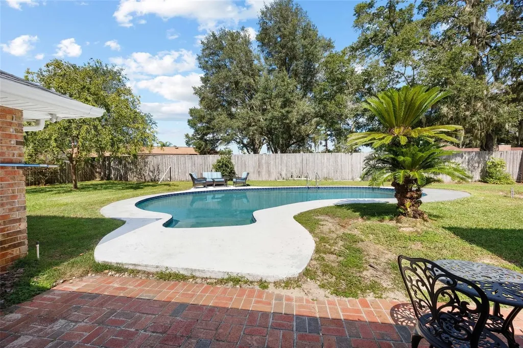 4517 SE 2nd Place Ocala FL 34471