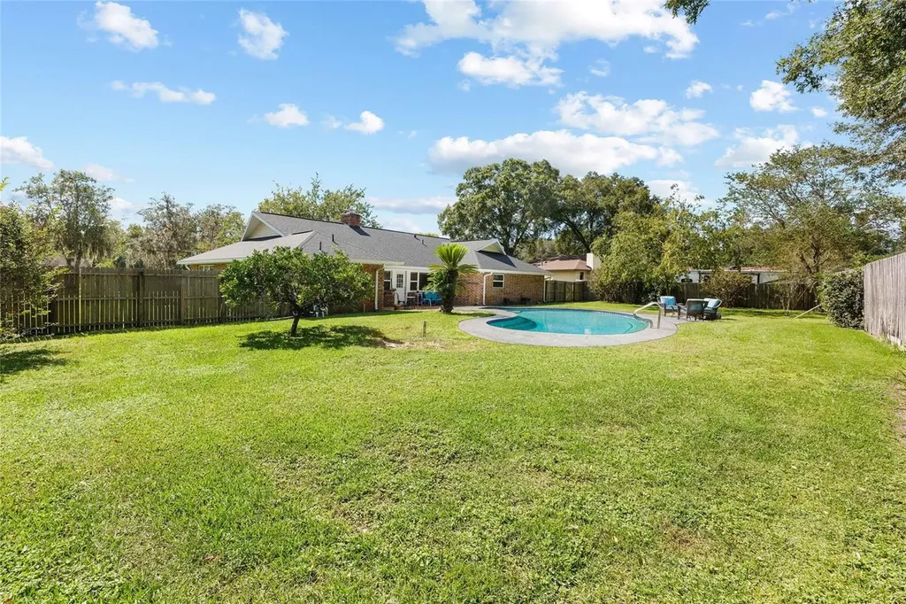 4517 SE 2nd Place Ocala FL 34471