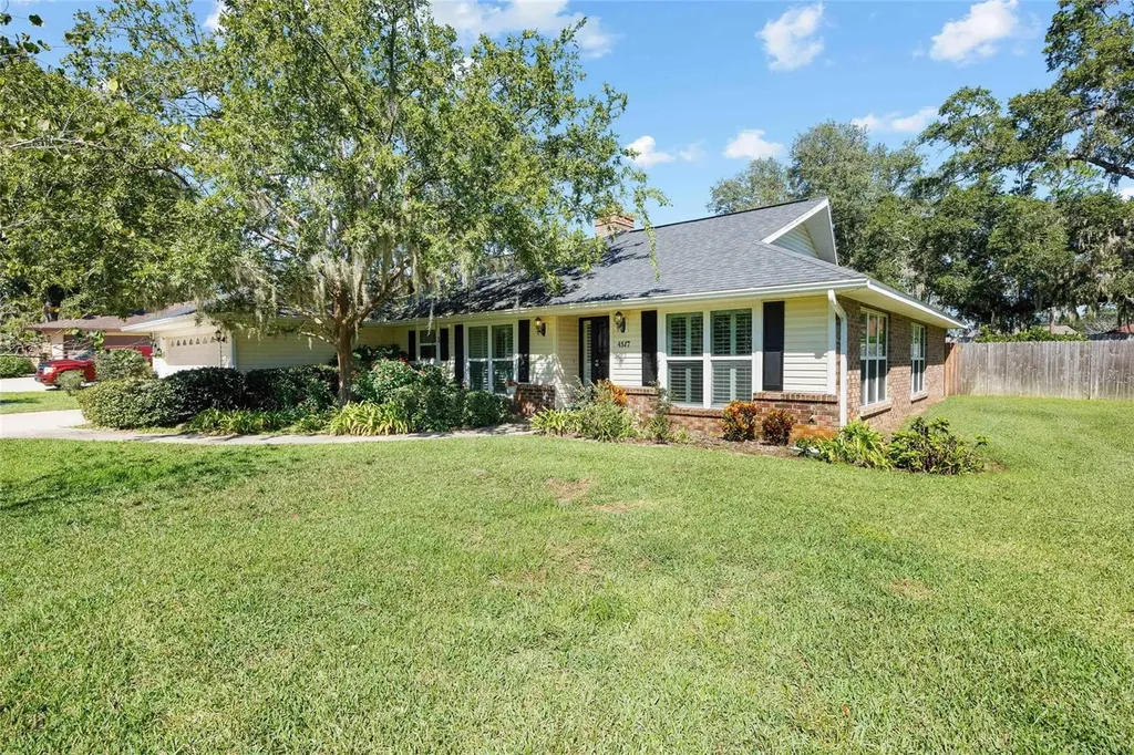 4517 SE 2nd Place Ocala FL 34471