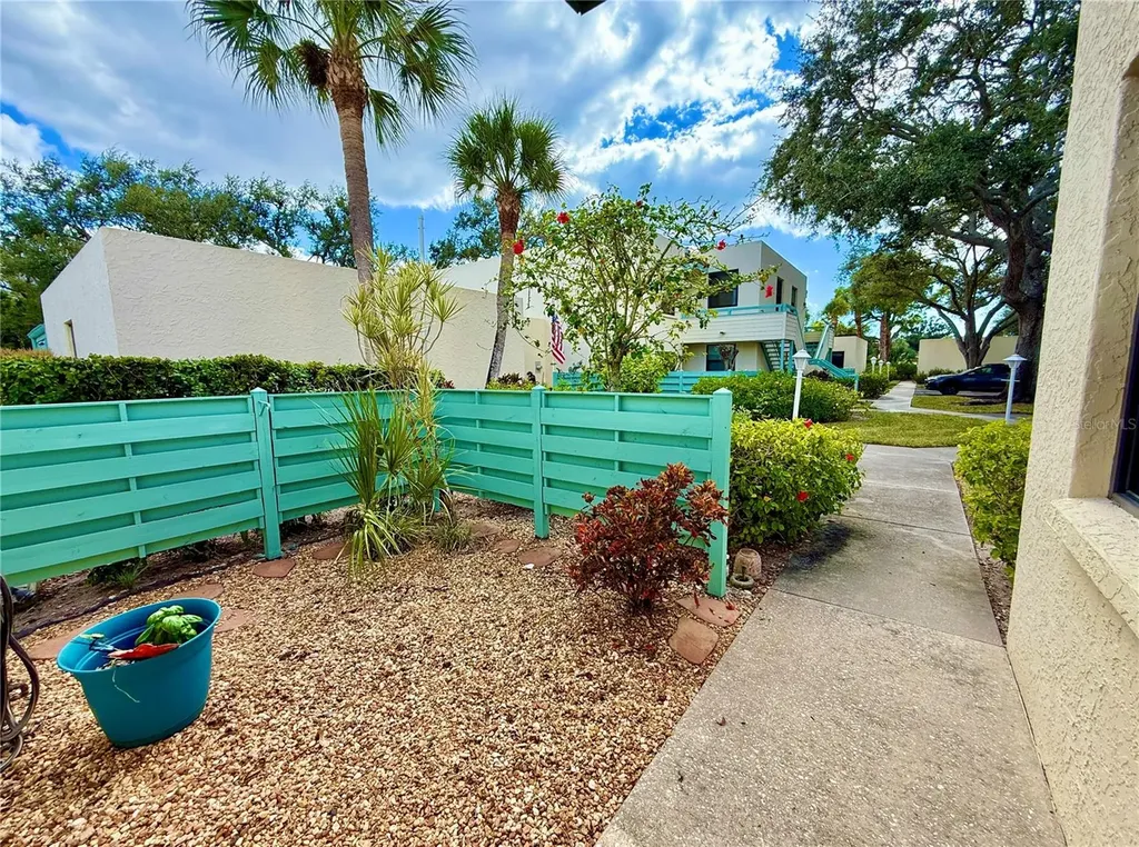 621 Spring Lakes Boulevard Bradenton FL 34210