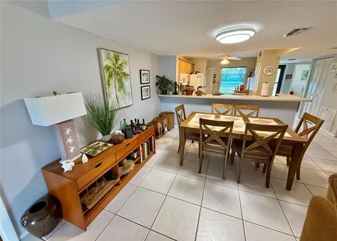 621 Spring Lakes Boulevard Bradenton FL 34210
