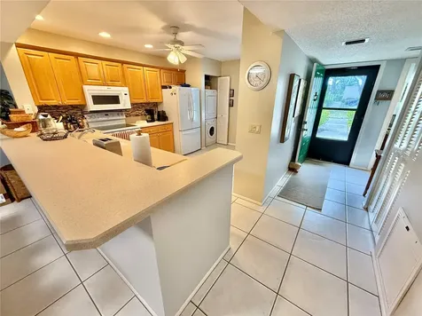 621 Spring Lakes Boulevard Bradenton FL 34210