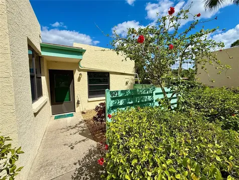 621 Spring Lakes Boulevard Bradenton FL 34210