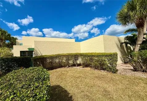 621 Spring Lakes Boulevard Bradenton FL 34210