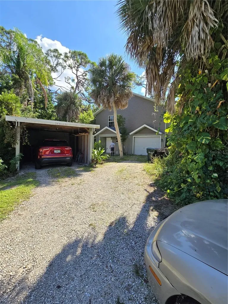598 Artists Avenue Englewood FL 34223