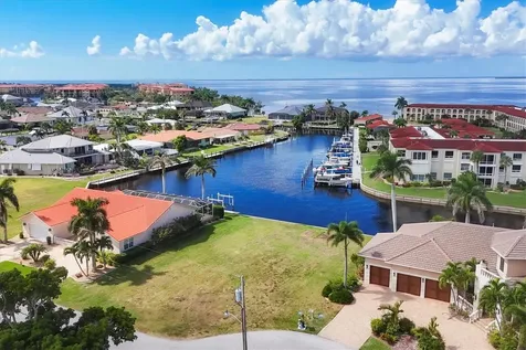 7 Hibiscus Drive Punta Gorda FL 33950