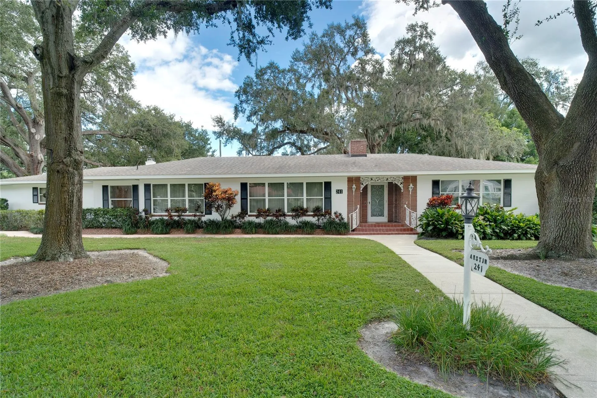 241 N Dillard Street Winter Garden FL 34787
