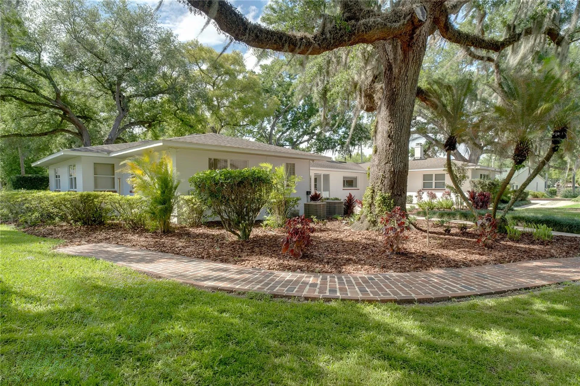 241 N Dillard Street Winter Garden FL 34787