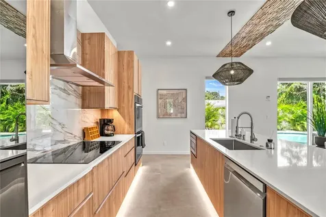 2163 Waldemere Street Sarasota FL 34239