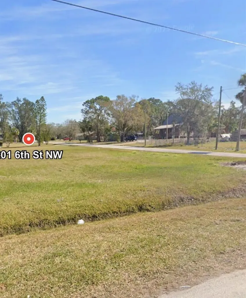 201 6th Street NW Ruskin FL 33570