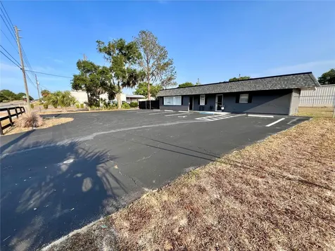 2044 Orange Avenue Eustis FL 32726