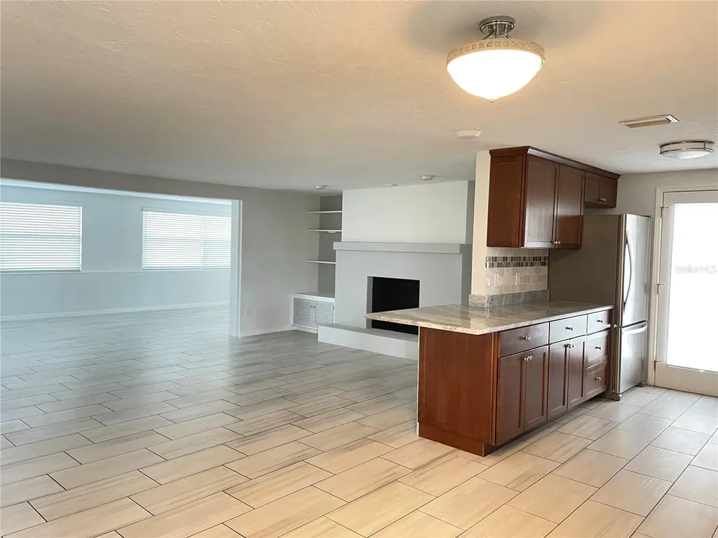 6405 White Sands Terrace Sarasota FL 34231
