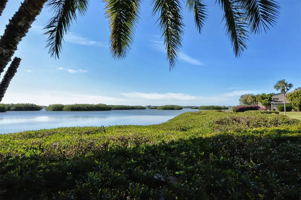 1601 Bayhouse Point Drive Sarasota FL 34231