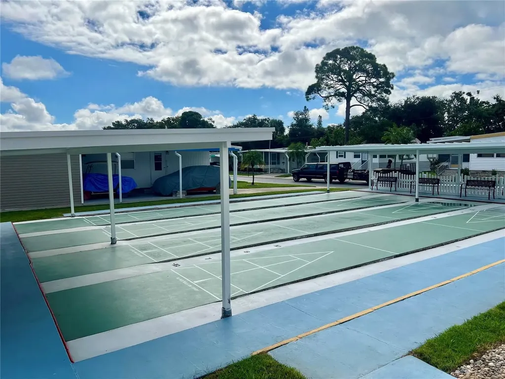 10399 67th Avenue Seminole FL 33772