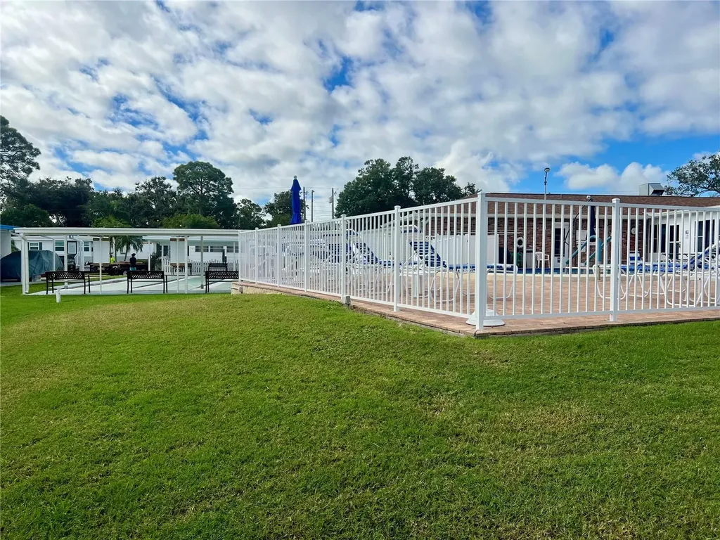 10399 67th Avenue Seminole FL 33772