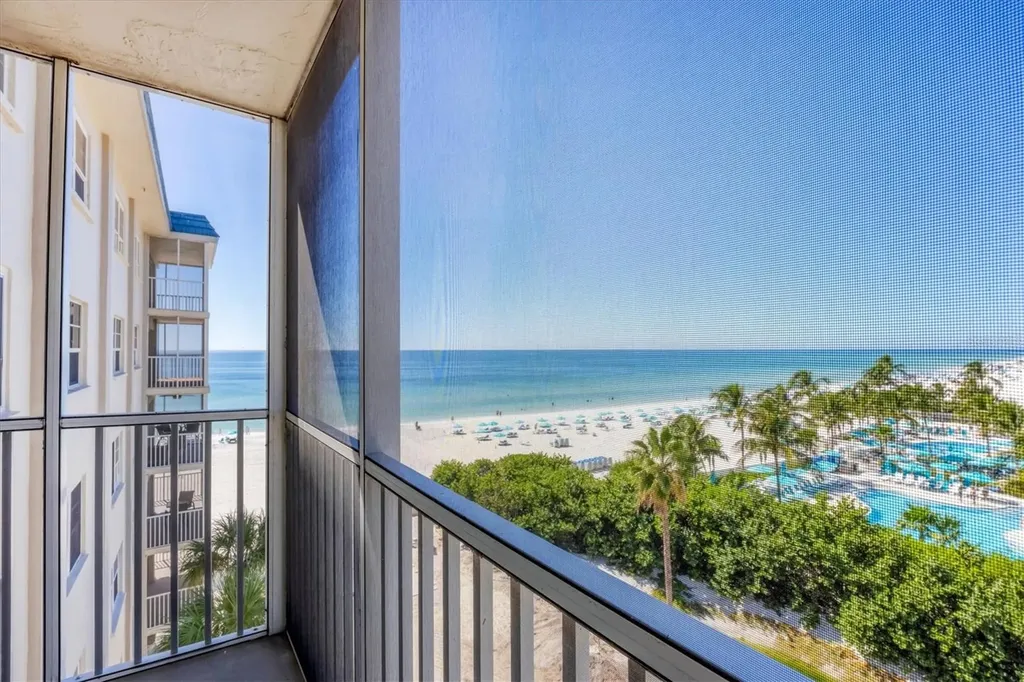 800 Benjamin Franklin Drive Sarasota FL 34236