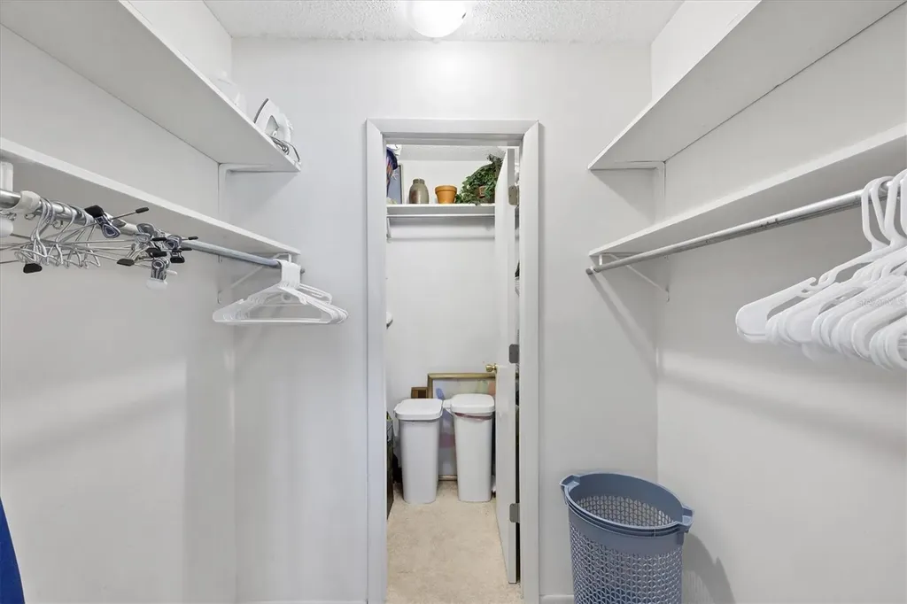 800 Benjamin Franklin Drive Sarasota FL 34236