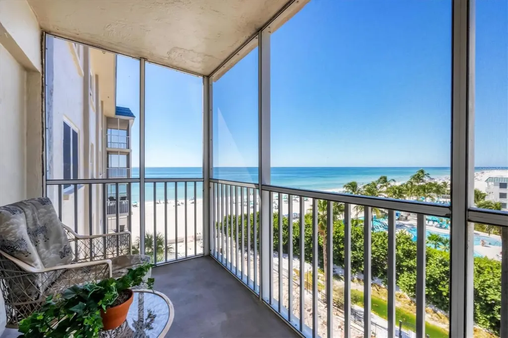 800 Benjamin Franklin Drive Sarasota FL 34236