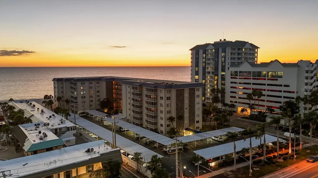 800 Benjamin Franklin Drive Sarasota FL 34236