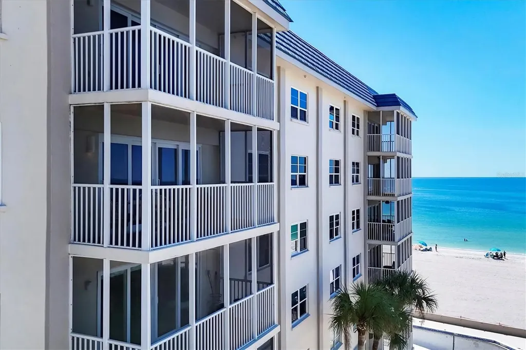 800 Benjamin Franklin Drive Sarasota FL 34236