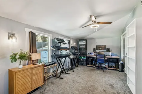 906 E Hamilton Avenue Tampa FL 33604