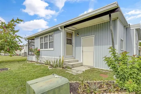 2100 Kings Highway Port Charlotte FL 33980