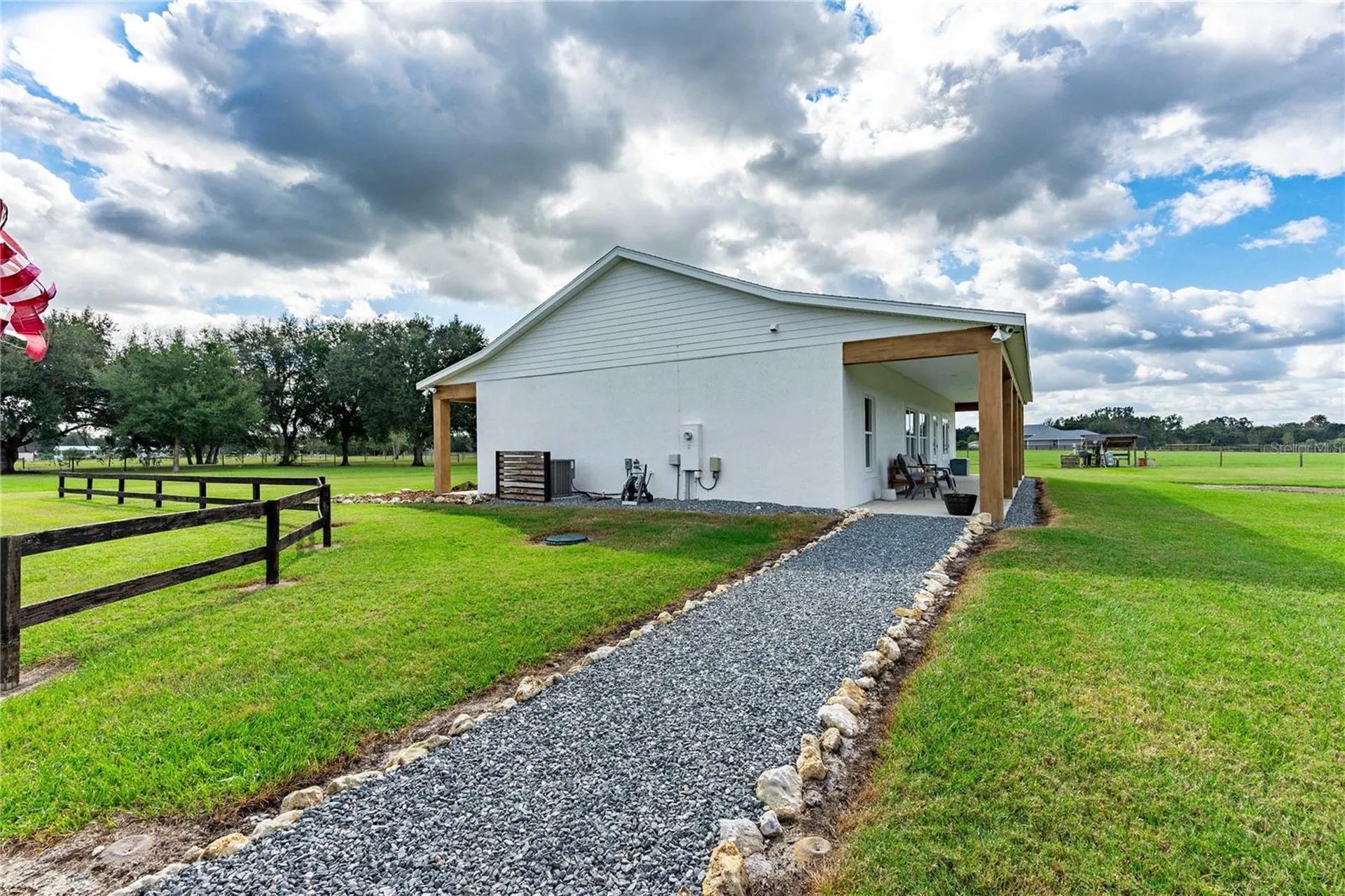 7260 Cr 625 Bushnell FL 33513