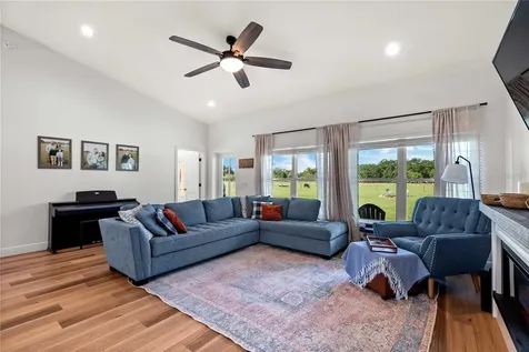 7260 Cr 625 Bushnell FL 33513