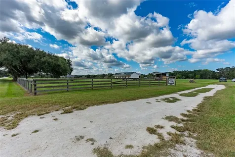 7260 Cr 625 Bushnell FL 33513