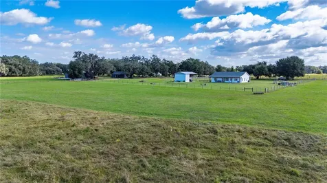 7260 Cr 625 Bushnell FL 33513