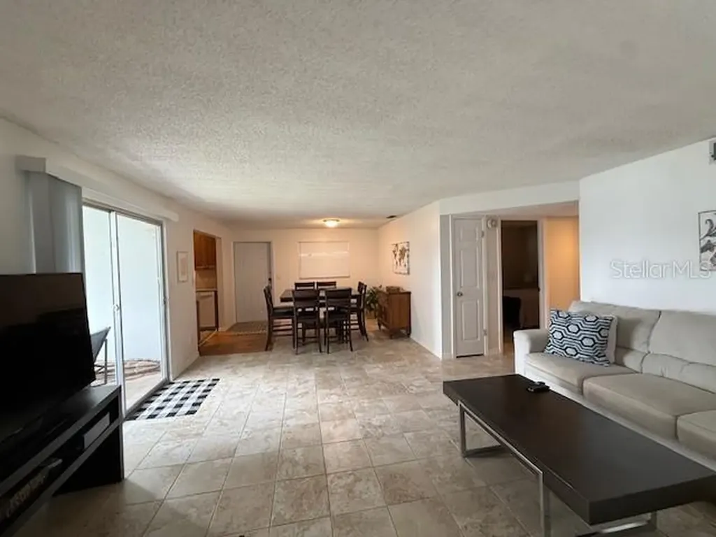 430 Larboard Way Clearwater Beach FL 33767