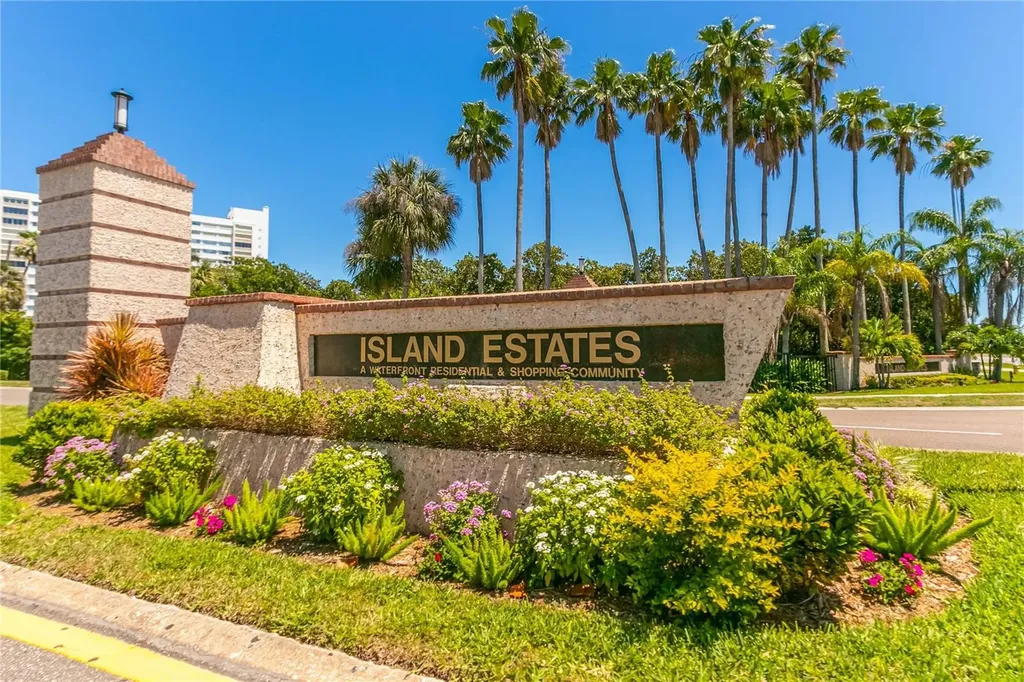430 Larboard Way Clearwater Beach FL 33767