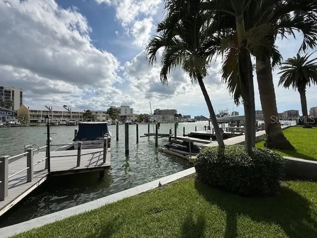 430 Larboard Way Clearwater Beach FL 33767