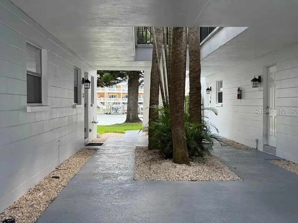 430 Larboard Way Clearwater Beach FL 33767