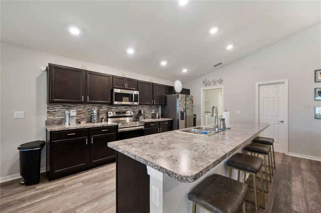 689 Vittorio Drive Winter Haven FL 33884