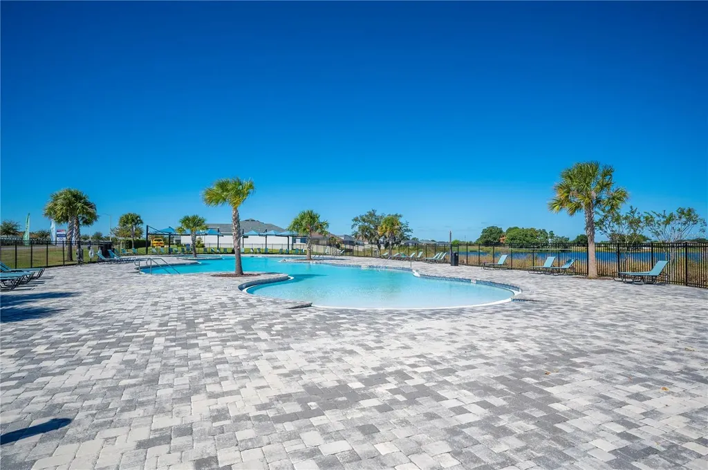 689 Vittorio Drive Winter Haven FL 33884