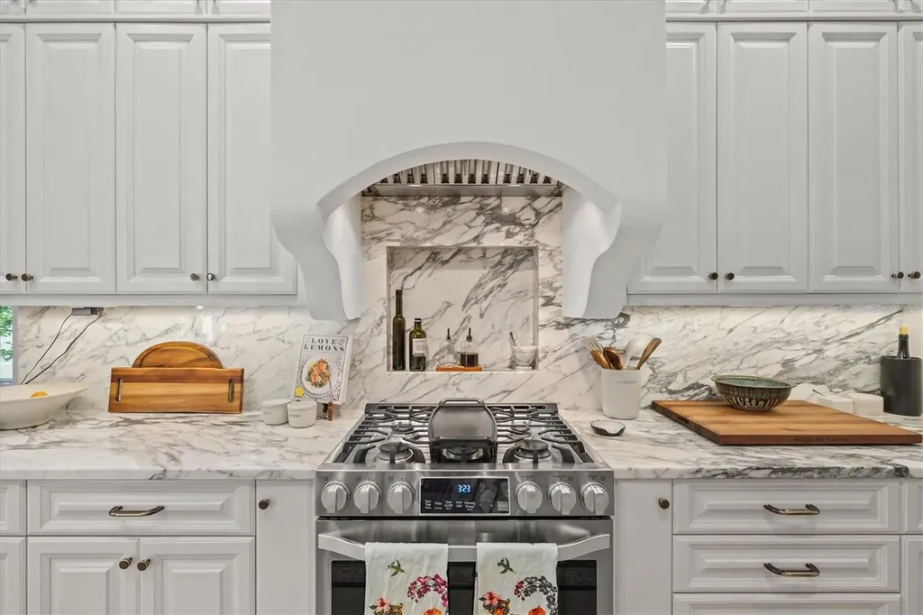 1724 Cherry Lane Sarasota FL 34236