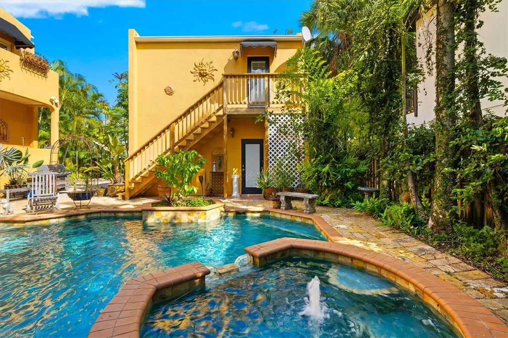 1724 Cherry Lane Sarasota FL 34236