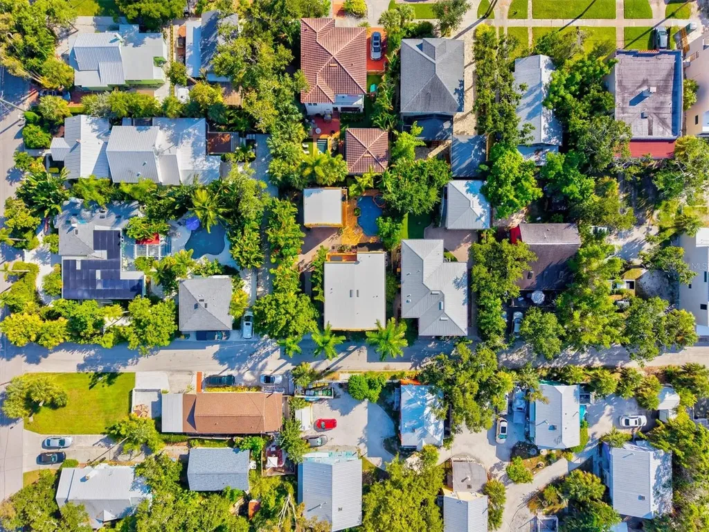 1724 Cherry Lane Sarasota FL 34236