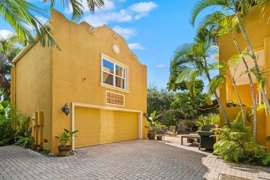 1724 Cherry Lane Sarasota FL 34236