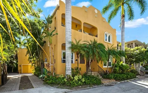 1724 Cherry Lane Sarasota FL 34236