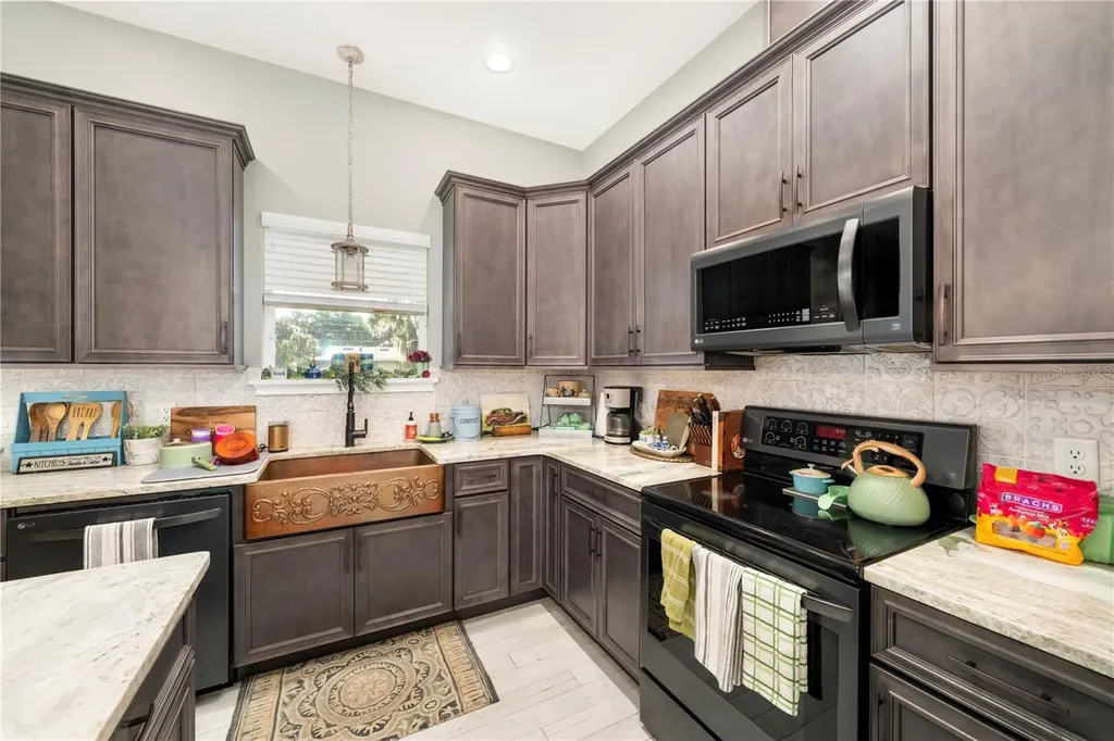 35638 Calla Court Leesburg FL 34788