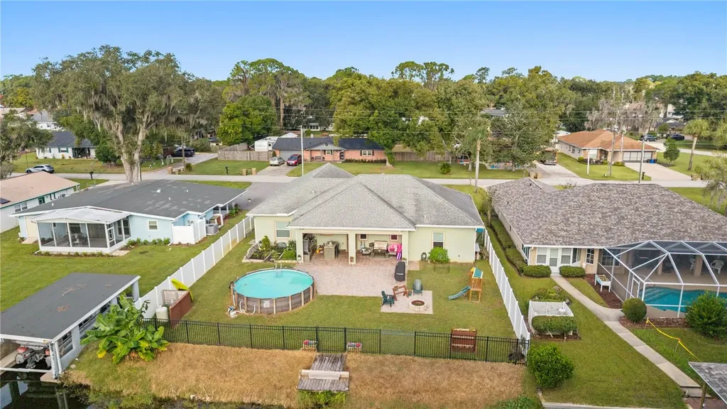 35638 Calla Court Leesburg FL 34788