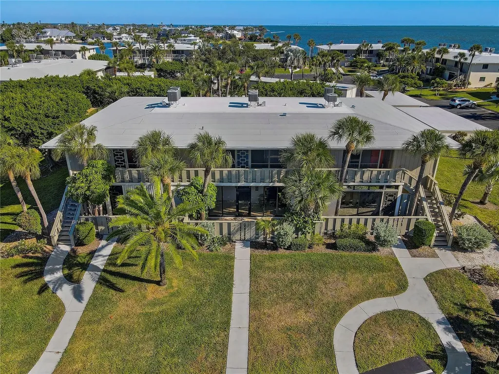 6400 Flotilla Drive Holmes Beach FL 34217