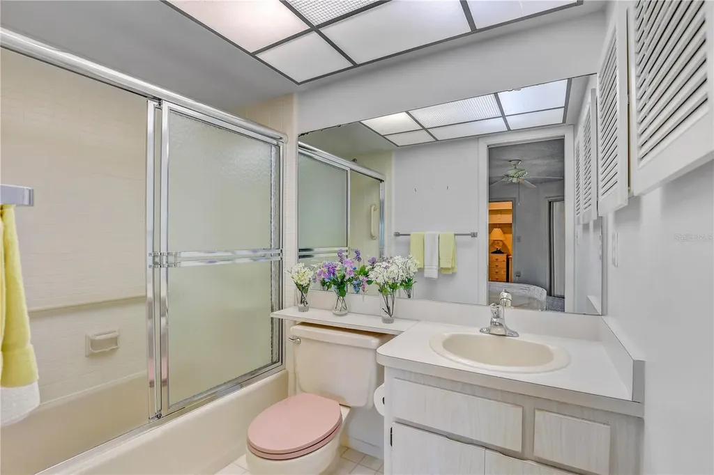 6400 Flotilla Drive Holmes Beach FL 34217