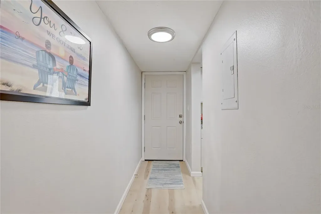 3650 Lake Bayshore Drive Bradenton FL 34205