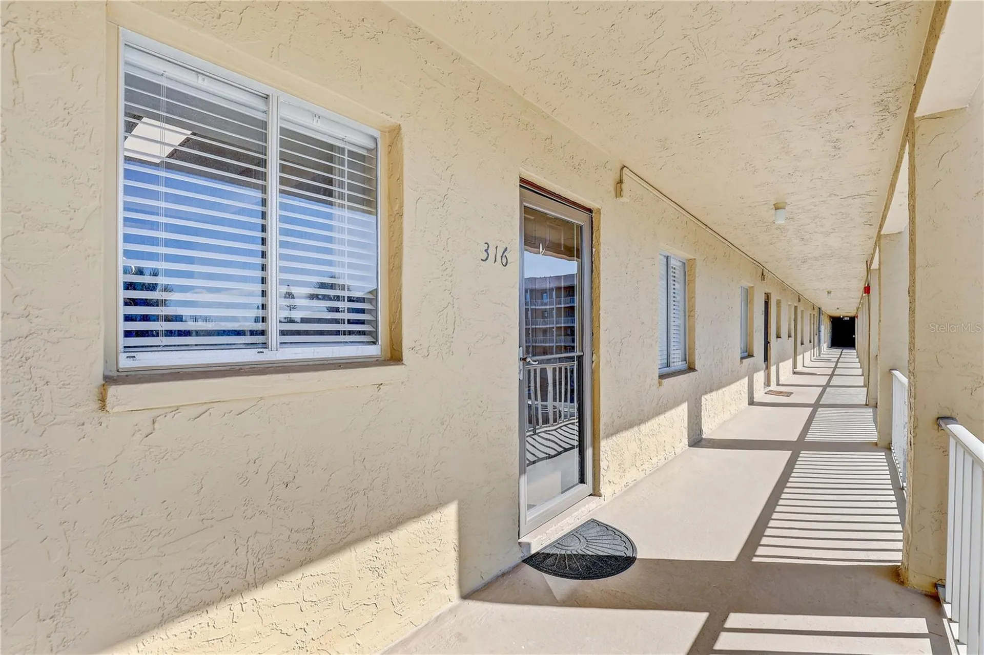 3650 Lake Bayshore Drive Bradenton FL 34205