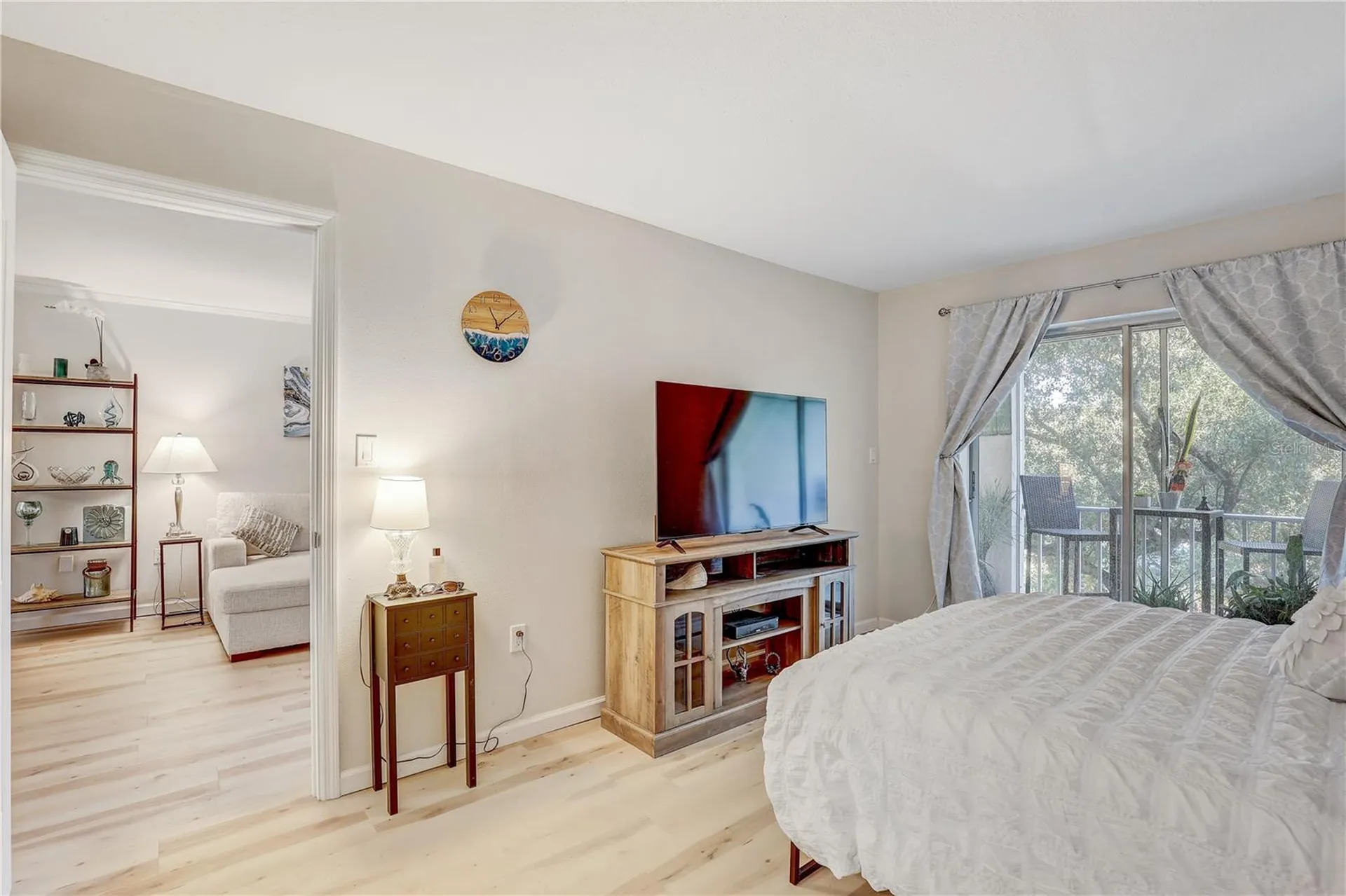 3650 Lake Bayshore Drive Bradenton FL 34205